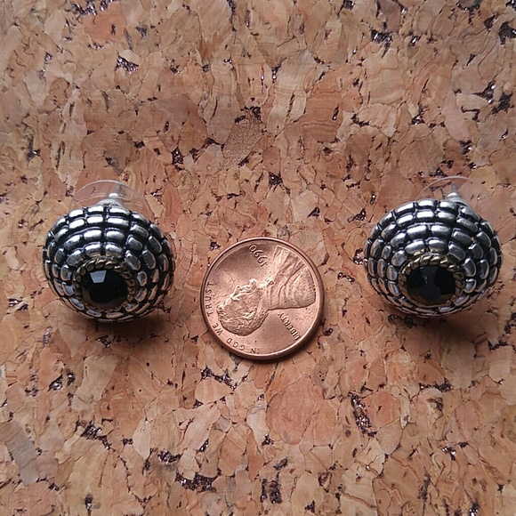 ♦ 3 for $15 Costume Stud Earrings - Picture 4 of 8